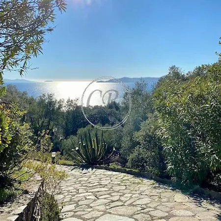 Belle Piscine Vue * Le Lavandou