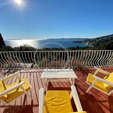 Holiday home Belle Piscine Vue